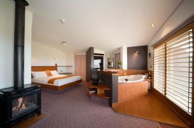 Eagle View Escape - Accommodation Gold Coast 1
