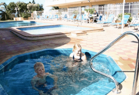 Bahia Beachfront Apartments - thumb 0