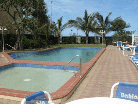 Bahia Beachfront Apartments - thumb 1