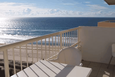Bahia Beachfront Apartments - thumb 4