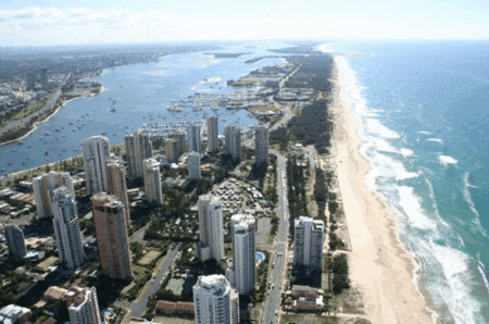 Bahia Beachfront Apartments - Accommodation Gold Coast 5