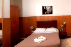 Holiday Lodge
