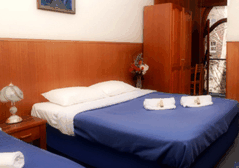 Holiday Lodge - Accommodation Gold Coast 2