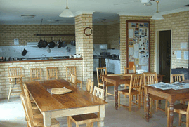 Baywatch Manor Resort - Accommodation Gold Coast 3