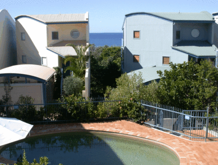Castaway Cove Resort Noosa - Accommodation Gold Coast 2