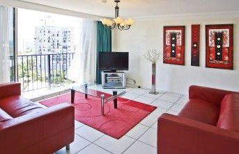 Condor Ocean View Apartments - Accommodation Gold Coast 4