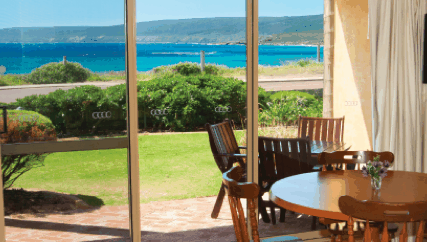 Canal Rocks Beachfront Apartments - Accommodation Gold Coast 2