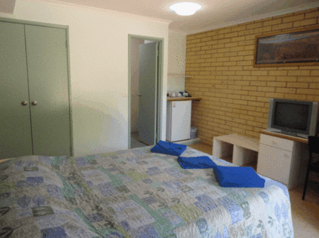 The Lodge Motel - Accommodation Gold Coast 2