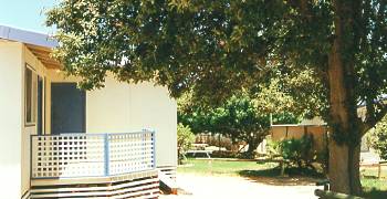 Shark Bay Cottages - Gold Coast 4U 2