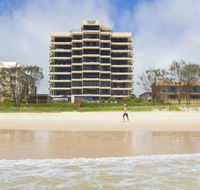 Pelican Sands Beach Resort - Accommodation Gold Coast