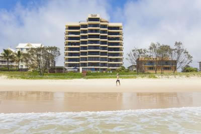 Pelican Sands Beach Resort - Accommodation Gold Coast 0