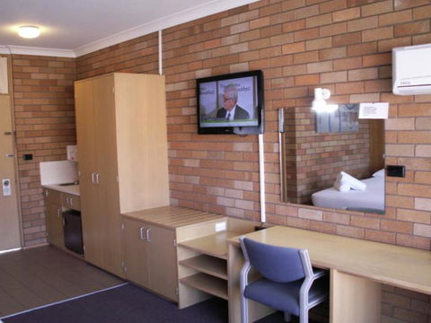 Court Street Motel - Accommodation Gold Coast 4