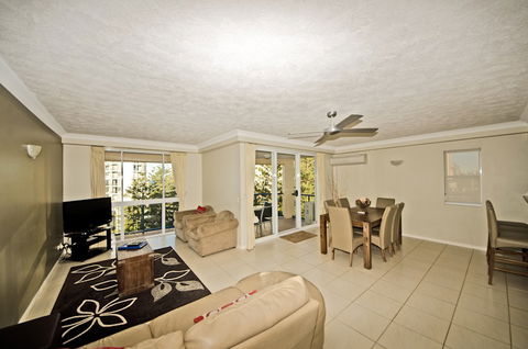 San Mateo On Broadbeach - Accommodation Gold Coast 5