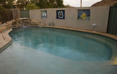 Hillsview Tourist Apartments - Accommodation Gold Coast 1