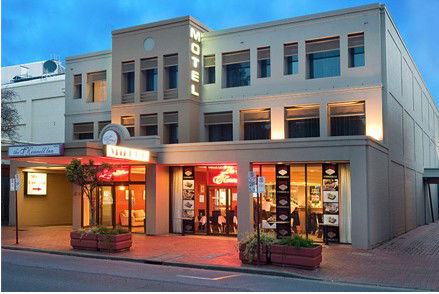 O'Connell Inn - 1 Gold Coast 0