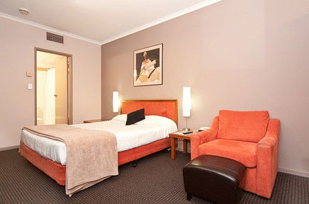 O'Connell Inn - 1 Gold Coast 2
