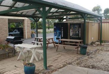 Peppinella Motel - Gold Coast 4U 3
