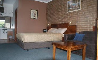 Peppinella Motel - Gold Coast 4U 5