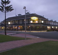 Grand Tasman Hotel - Accommodation Gold Coast