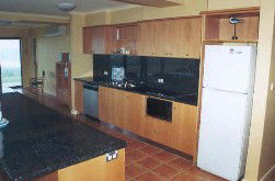 Horizons Beachfront Apartment - Accommodation Gold Coast 3