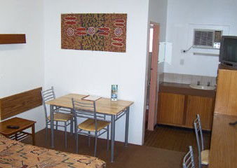 Safari Lodge Motel - Accommodation Gold Coast 2