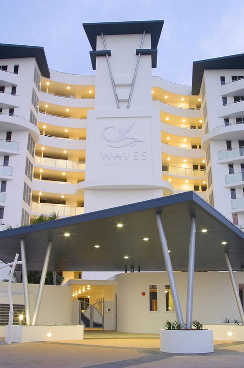 Waves Maroochy River - Accommodation Gold Coast 0