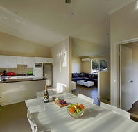 Middle Rock Holiday Resort - Gold Coast 4U