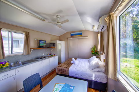 Middle Rock Holiday Resort - Accommodation Gold Coast 3