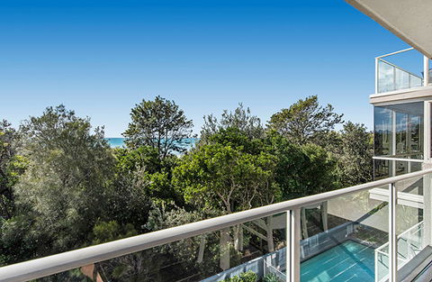 84 The Spit - Accommodation Gold Coast 10