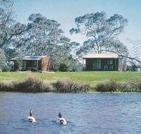 Compass Country Cabins - Accommodation Gold Coast