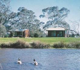 Compass Country Cabins - Accommodation Gold Coast 0