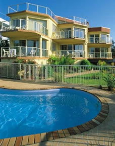 A Baywatch Apartments - Accommodation Gold Coast 0