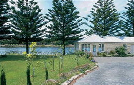 The Douglas - Accommodation Gold Coast 0