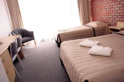 Big Valley Motor Inn - Accommodation Gold Coast 2