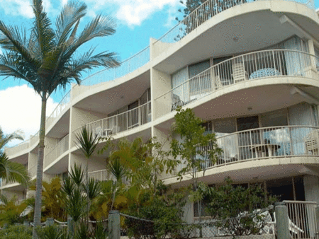 Beachcomber On The Spit - Accommodation Gold Coast 4