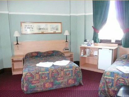 Boyles Hotel - Gold Coast 4U 2