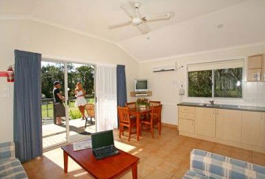 Samurai Beach Resort - Gold Coast 4U 0