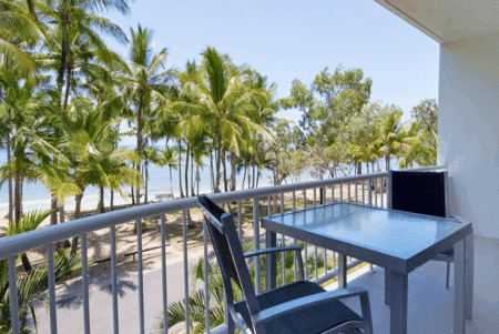 Agincourt Beachfront Apartments - Accommodation Gold Coast 2