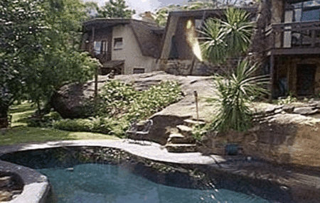 Studio Cottages Romantic Hideaway - Accommodation Gold Coast 1