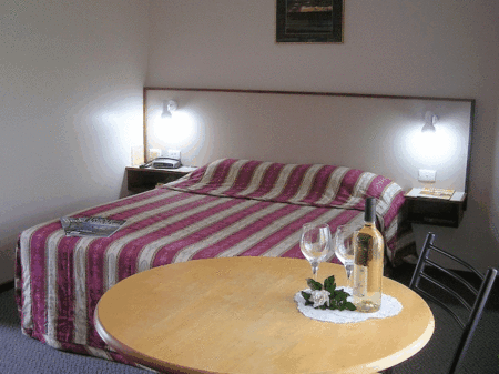 Comfort Inn Marco Polo - Accommodation Gold Coast 2
