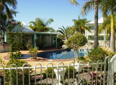 Reef Adventureland Motor Inn - Accommodation Gold Coast 0