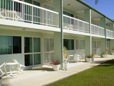 Reef Adventureland Motor Inn - Accommodation Gold Coast 3