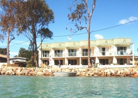 Merimbula Lake Apartments - Accommodation Gold Coast 2