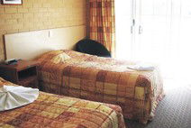 Tenterfield Bowling Club Motor Inn - Accommodation Gold Coast 0