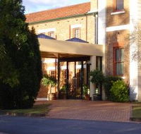 Monte Pio Motor Inn - Accommodation Gold Coast