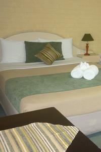 Reef Gateway Motor Inn - Accommodation Gold Coast 0