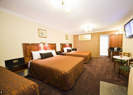 Comfort Inn And Suites Georgian Albury - Gold Coast 4U 4