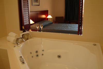 Coffee House Luxury Apartments - Accommodation Gold Coast 2