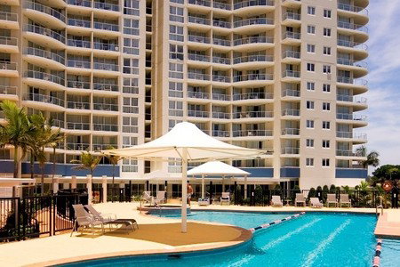 Outrigger Twin Towns Resort - Accommodation Gold Coast 4