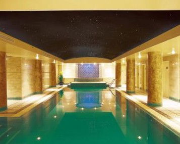 Radisson Hotel And Suites Sydney - Accommodation Gold Coast 1